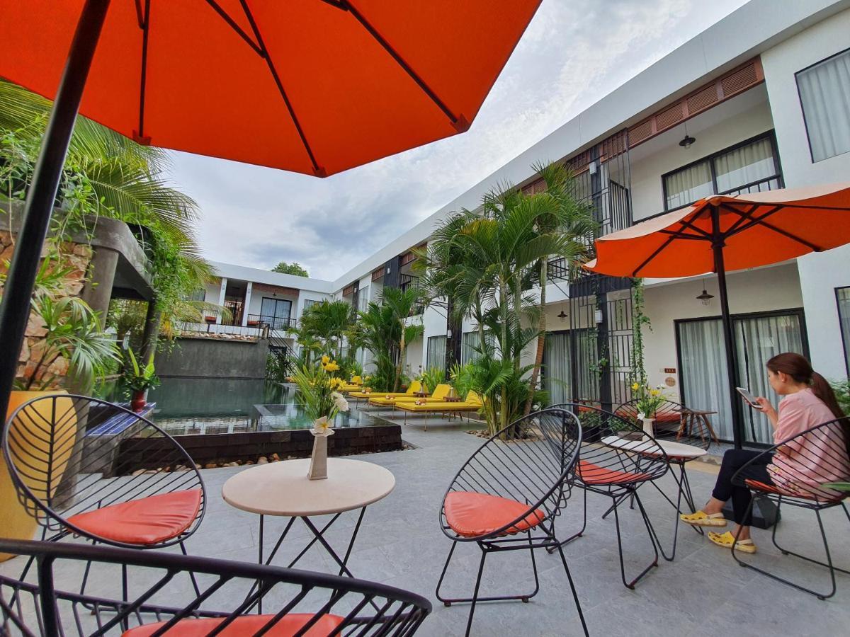 Central Corner D'Angkor Siem Reap Exterior photo